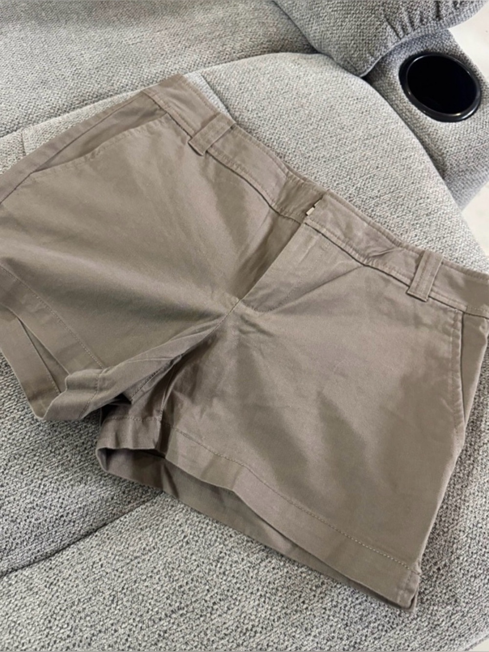 2  shorts beige and tan